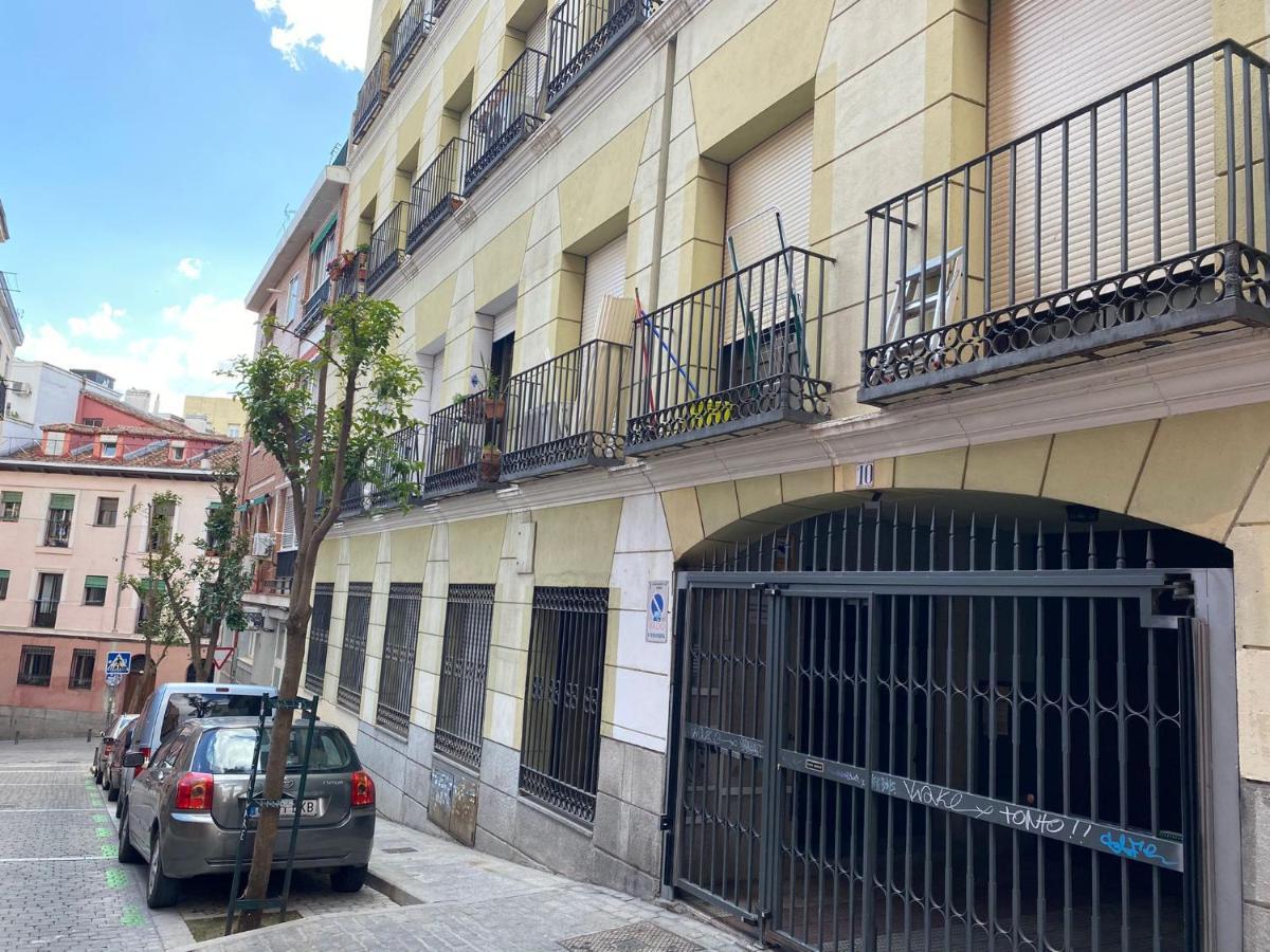 Centro Barrio Embajadores 01 Мадрид Екстериор снимка