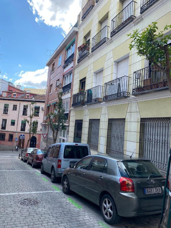 Centro Barrio Embajadores 01 Мадрид Екстериор снимка