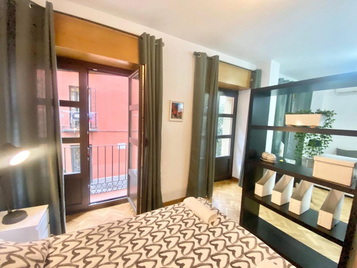 Centro Barrio Embajadores 01 Мадрид Екстериор снимка