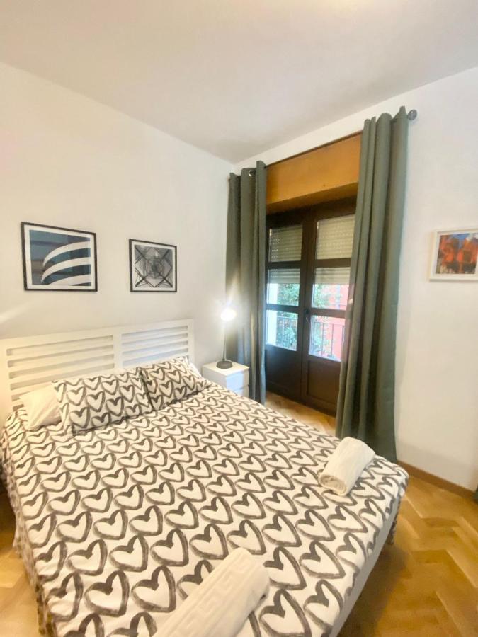Centro Barrio Embajadores 01 Мадрид Екстериор снимка